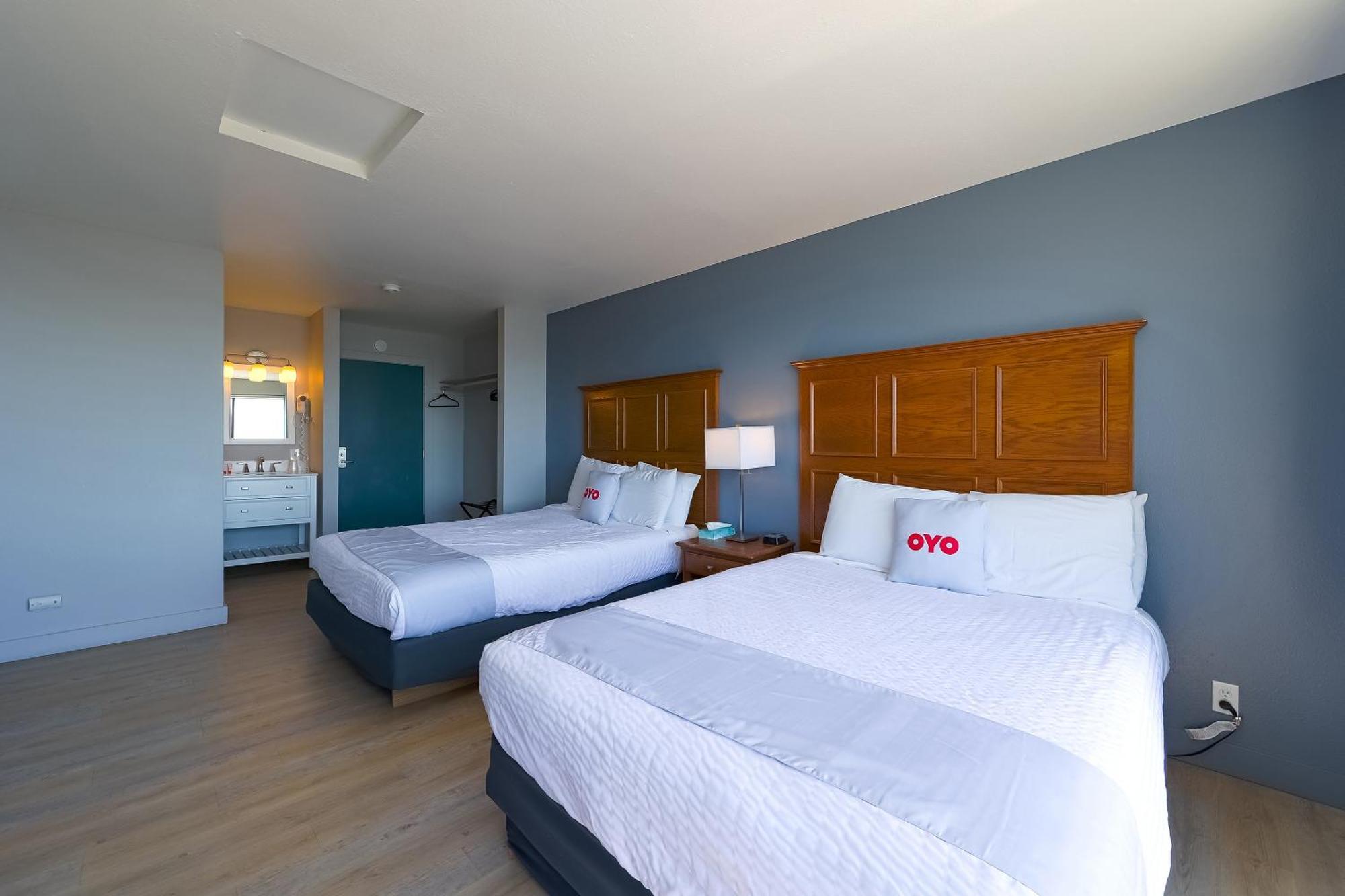 Oyo Waves Hotel Newport Or - Nye Beach מראה חיצוני תמונה