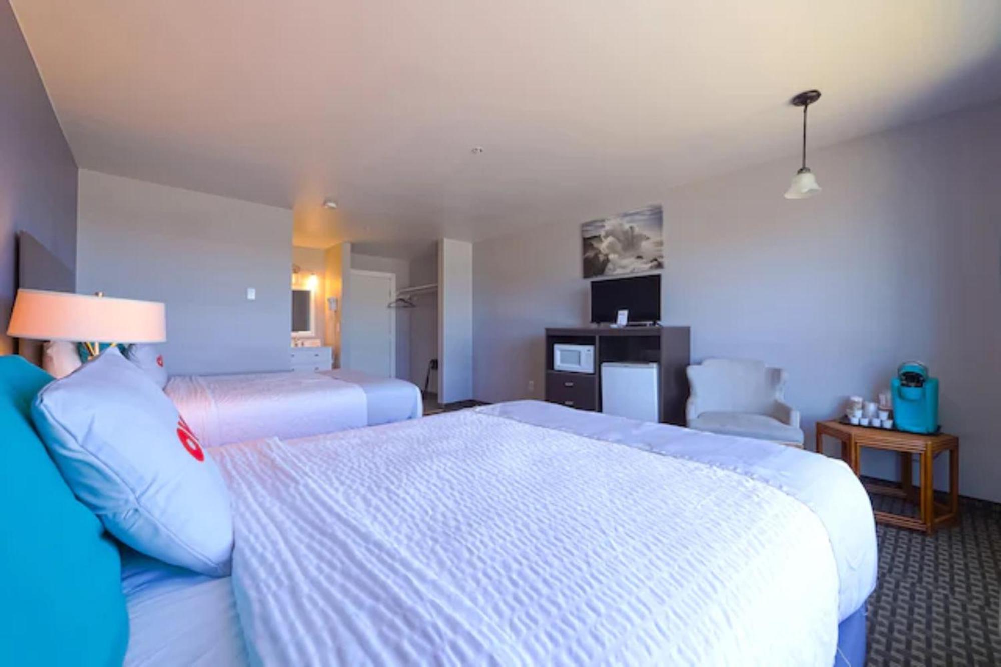 Oyo Waves Hotel Newport Or - Nye Beach מראה חיצוני תמונה