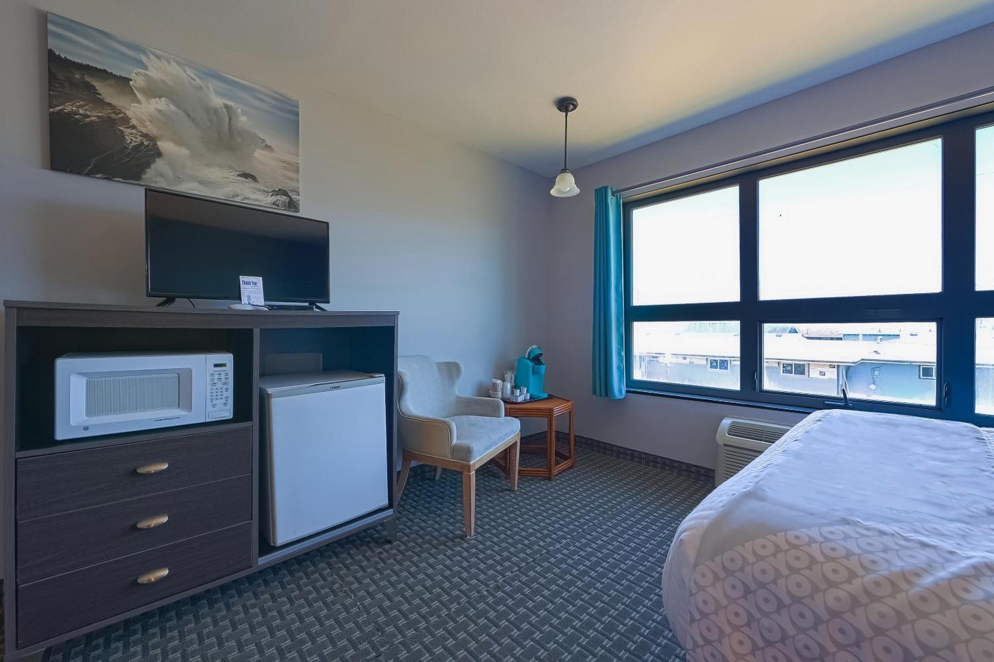 Oyo Waves Hotel Newport Or - Nye Beach מראה חיצוני תמונה