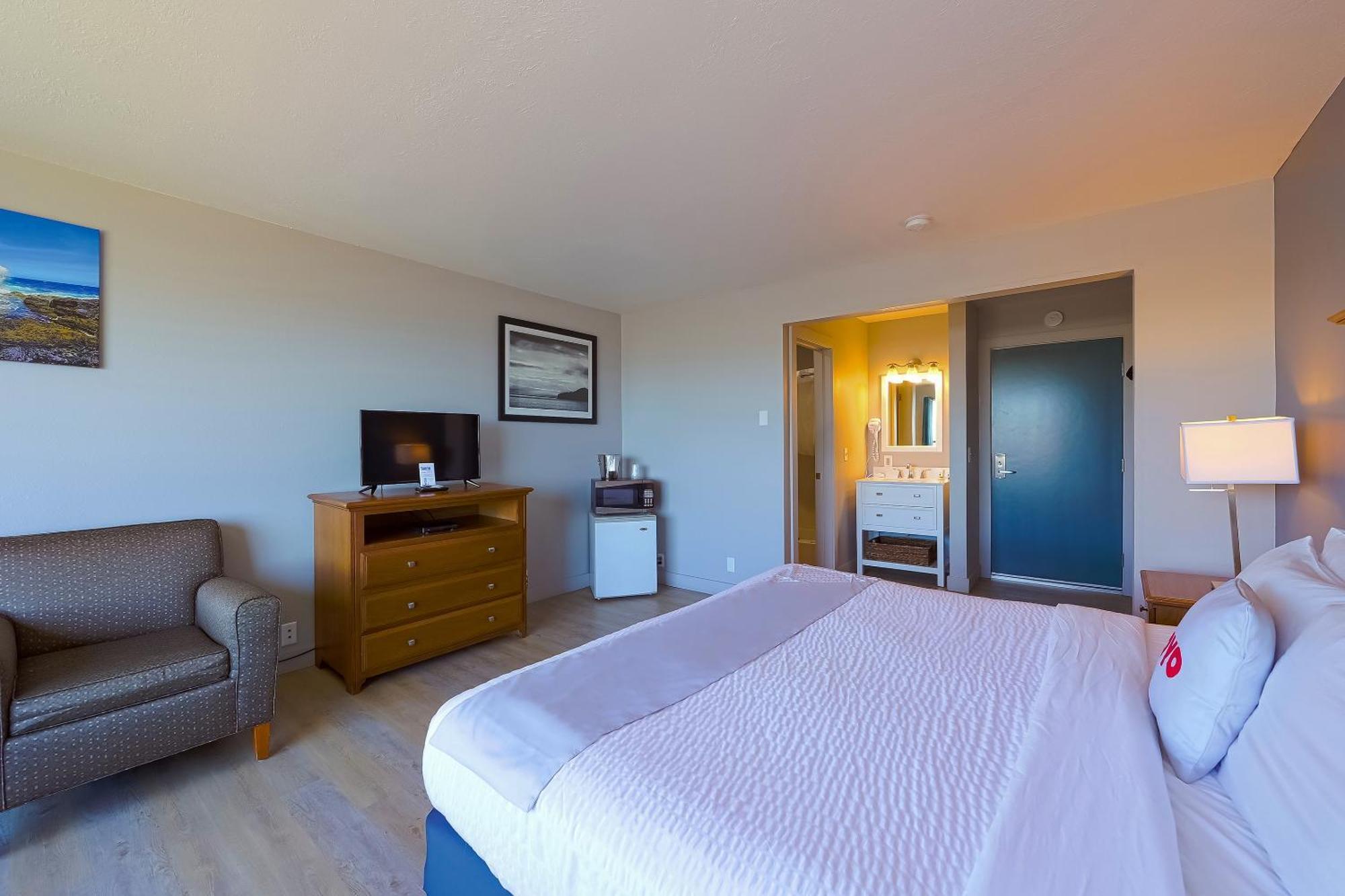 Oyo Waves Hotel Newport Or - Nye Beach מראה חיצוני תמונה