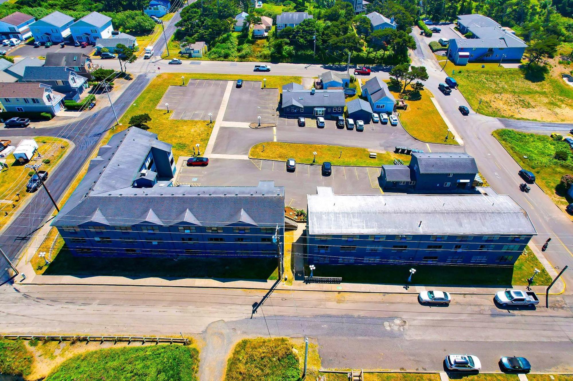 Oyo Waves Hotel Newport Or - Nye Beach מראה חיצוני תמונה